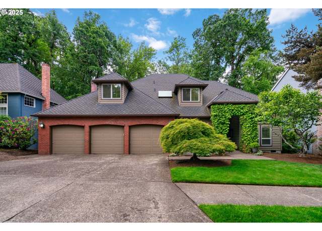 Property at 5666 Grand Oaks Dr, Lake Oswego, OR 97035, 4 beds, 2.5 baths
