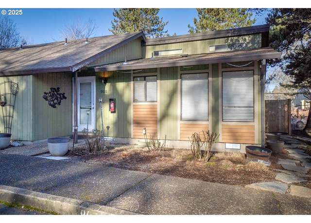Property at 9020 SW 130th Ave, Beaverton, OR 97008, 2 beds, 1.5 baths