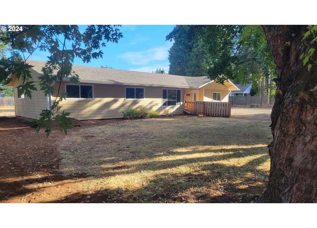 Property at 32953 SE Darrow Rd, Estacada, OR 97023, 4 beds, 1 bath
