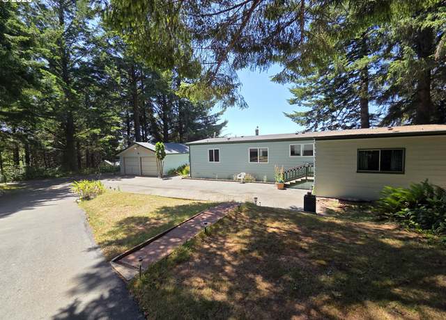 Property at 95916 Cape Dr, Brookings, OR 97415, 5 beds, 2 baths