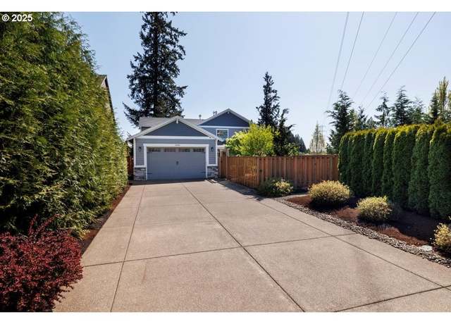 Property at 22950 SW 110th Pl, Tualatin, OR 97062, 4 beds, 3 baths