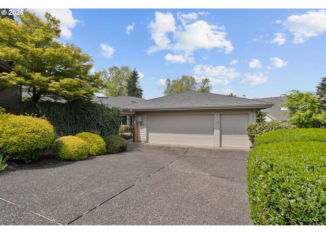 Property at 31615 SW Village Crest Ct, Wilsonville, OR 97070, 3 beds, 2 baths