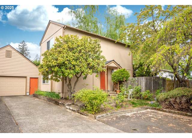 Property at 4553 SW Luradel St, Portland, OR 97219, 2 beds, 1.5 baths