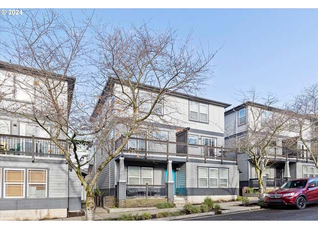 Property at 6727 N Salem Ave, Portland, OR 97203, 2 beds, 1.5 baths