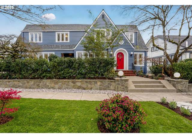 Property at 460 Bush St SE, Salem, OR 97302, 6 beds, 4.5 baths