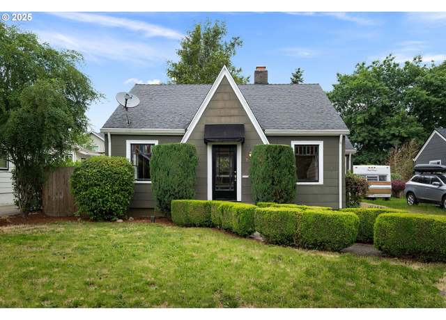 Property at 7817 SE Ellis St, Portland, OR 97206, 2 beds, 1 bath