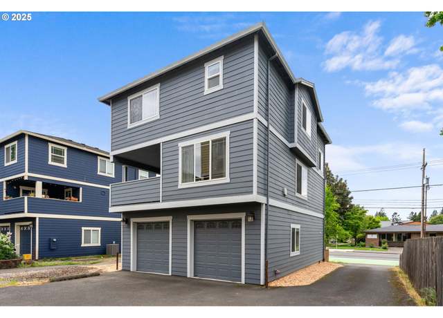 Property at 4022 SE 52nd Ave, Portland, OR 97206, 4 beds, 2.5 baths