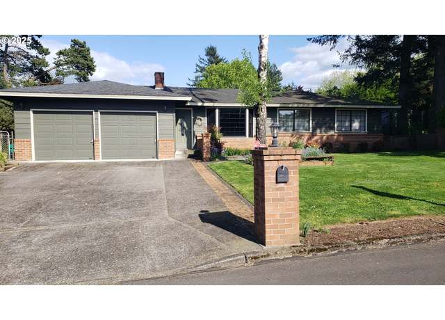 Property at 1026 SE 213th Ave, Gresham, OR 97030, 3 beds, 2 baths