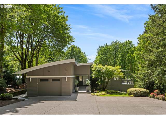 Property at 9833 NW Skyline Blvd, Portland, OR 97231, 4 beds, 2.5 baths