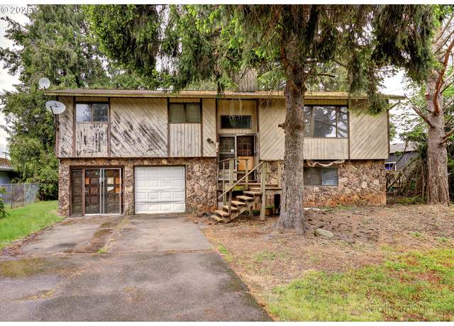 Property at 14251 Caufield Rd, Oregon City, OR 97045, 3 beds, 2 baths