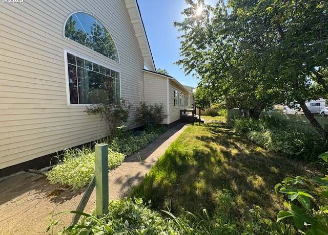 Property at 422 NW 2nd St, Goldendale, WA 98620, 7 beds, 3 baths