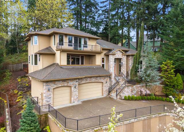 Property at 14079 SE Alta Vista Dr, Happy Valley, OR 97086, 4 beds, 2.5 baths