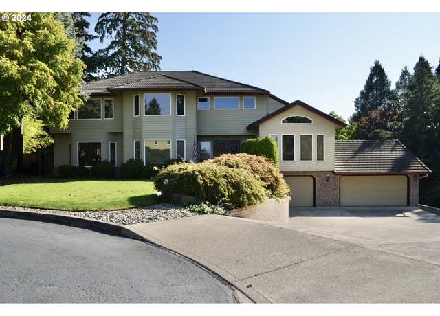 Property at 1519 NW 79th Cir, Vancouver, WA 98665, 4 beds, 4 baths