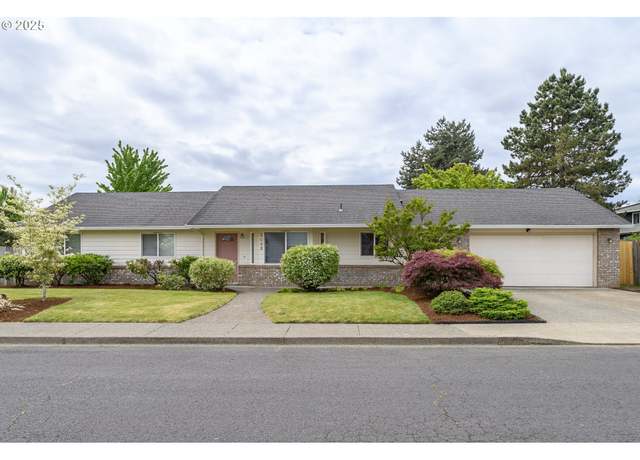 Property at 2042 SW Sesame St, Mcminnville, OR 97128, 4 beds, 2.5 baths