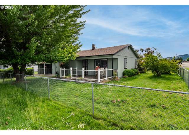 Property at 66 NW Cary St, Winston, OR 97496, 2 beds, 1 bath