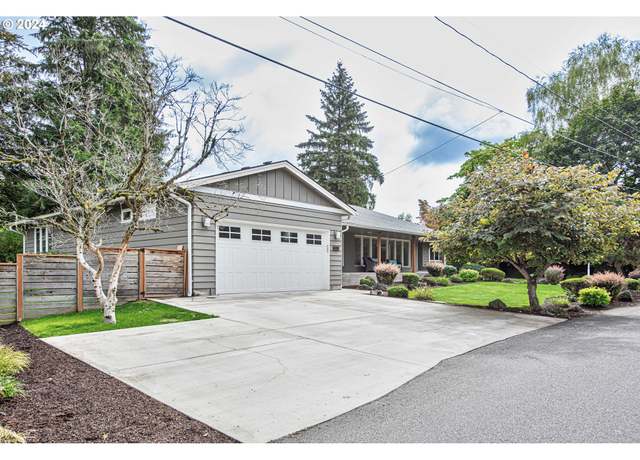 Property at 6200 SW Arrow Wood Ln, Portland, OR 97223, 4 beds, 3 baths