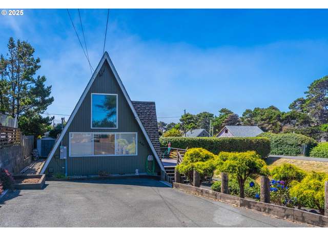 Property at 1420 NW 20th St, Lincoln City, OR 97367, 2 beds, 1 bath