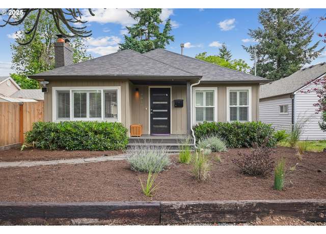 Property at 7913 SE Henderson St, Portland, OR 97206, 2 beds, 2 baths