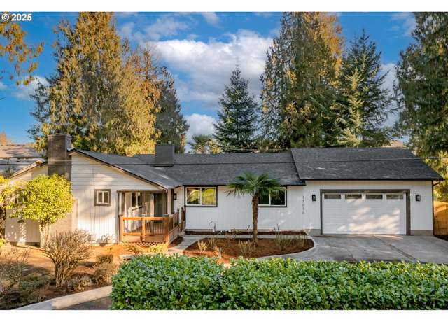 Property at 13030 SE Kuehn Rd, Milwaukie, OR 97222, 3 beds, 3 baths