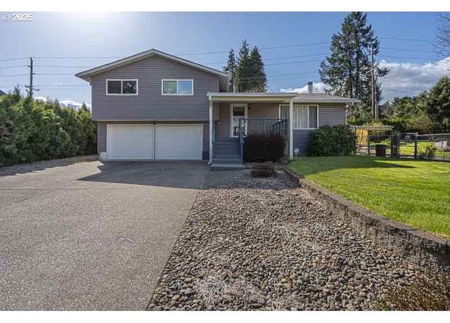 Property at 1216 Montgomery Pl NE, Albany, OR 97321, 3 beds, 2 baths