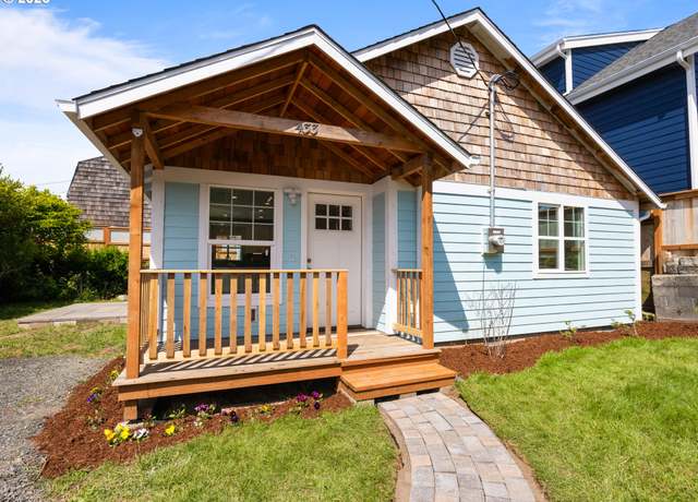 Property at 433 NW Hurbert St, Newport, OR 97365, 3 beds, 2 baths