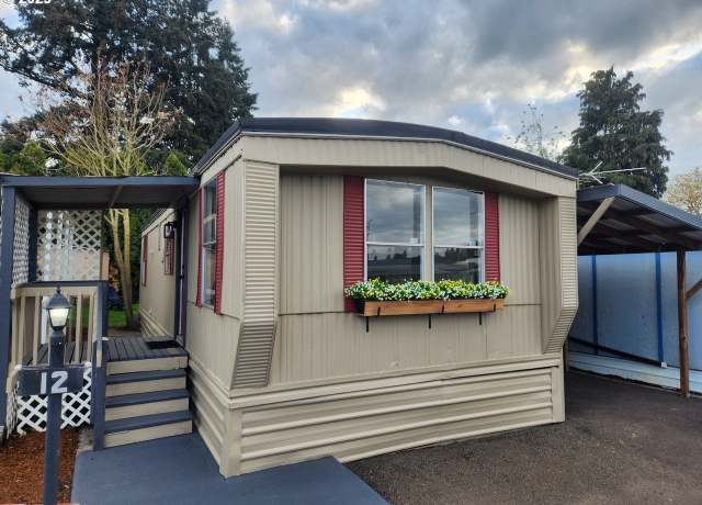 Property at 620 SE 2nd Ave #12, Canby, OR 97013, 1 bed, 1 bath
