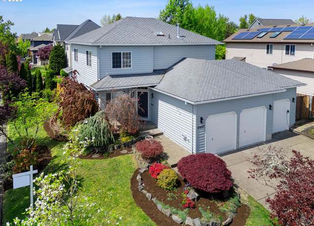 Property at 2997 SW Royal Way, Gresham, OR 97080, 4 beds, 2.5 baths