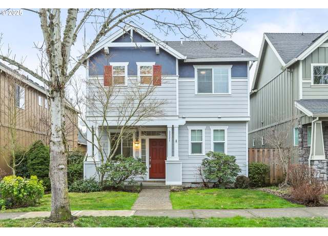 Property at 3321 SE Ironwood Ave, Hillsboro, OR 97123, 3 beds, 2.5 baths