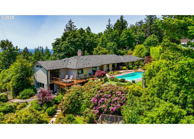Property at 7131 NW Penridge Rd, Portland, OR 97229, 4 beds, 4 baths