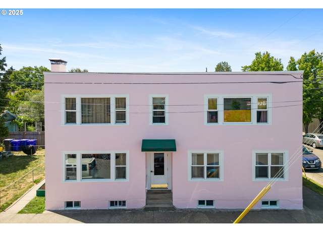 Property at 3905 SE 54th Ave, Portland, OR 97206, 5 beds, 4 baths