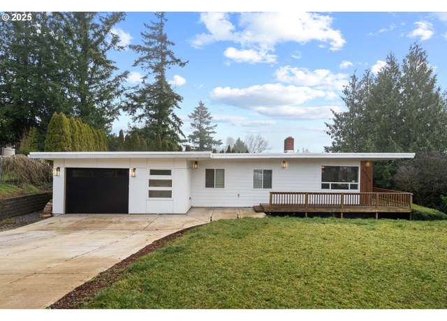 Property at 10118 SE Tyler Ct, Happy Valley, OR 97086, 3 beds, 2 baths