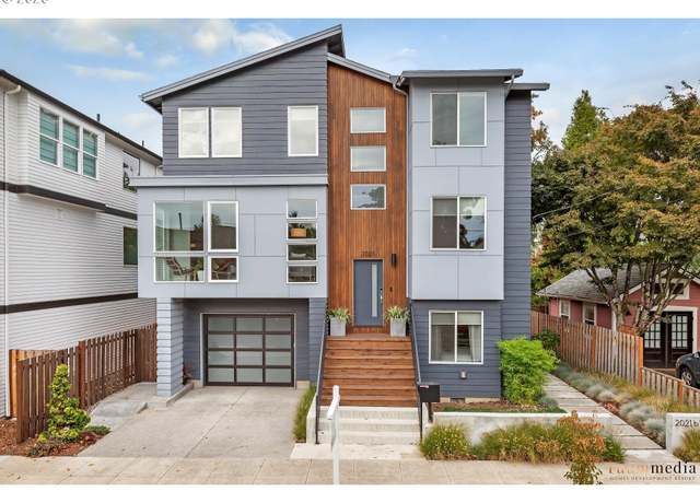 Property at 2021 SE Woodward St, Portland, OR 97202, 5 beds, 3.5 baths