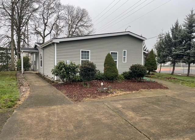 Property at 1490 Boardwalk Ave, Molalla, OR 97038, 3 beds, 2 baths