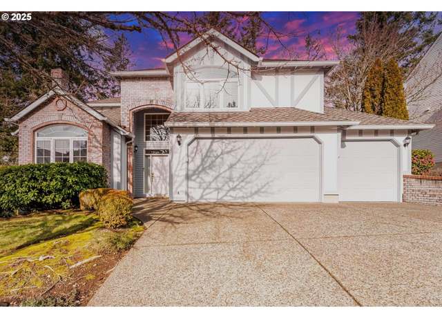 Property at 12517 NW Welsh Dr, Portland, OR 97229, 5 beds, 2.5 baths