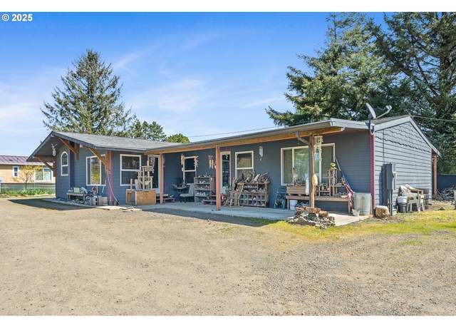 Property at 3710 Maple Ln B, Tillamook, OR 97141, 3 beds, 2 baths
