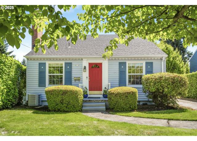 Property at 4116 NE 70th Ave, Portland, OR 97218, 4 beds, 1 bath