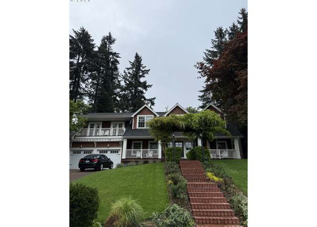 Property at 17796 Hillside Dr, Lake Oswego, OR 97034, 4 beds, 3 baths