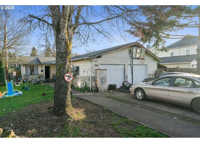 Property at 380 NW Yamhill St, Sheridan, OR 97378, 4 beds, 2 baths