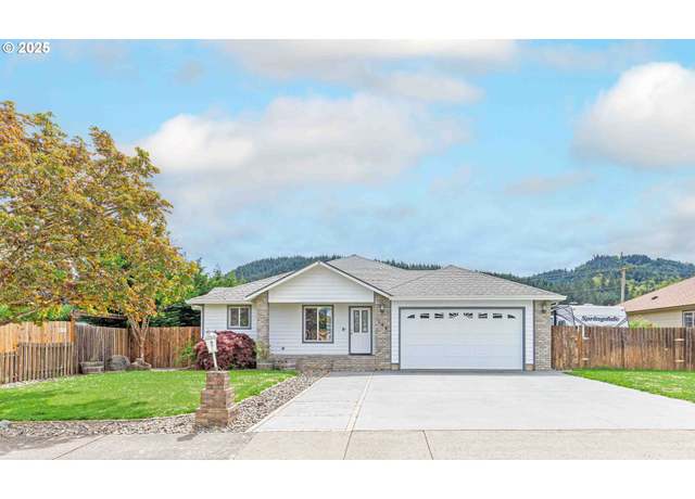 Property at 144 Clear Lake St, Oakland, OR 97462, 3 beds, 2 baths