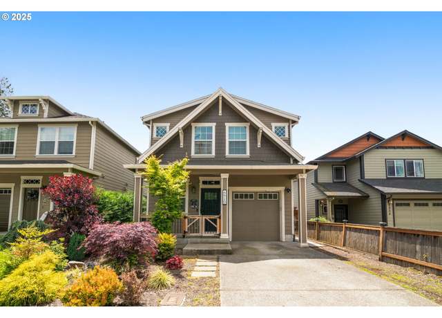 Property at 6910 SE Lamphier St, Milwaukie, OR 97222, 4 beds, 2.5 baths