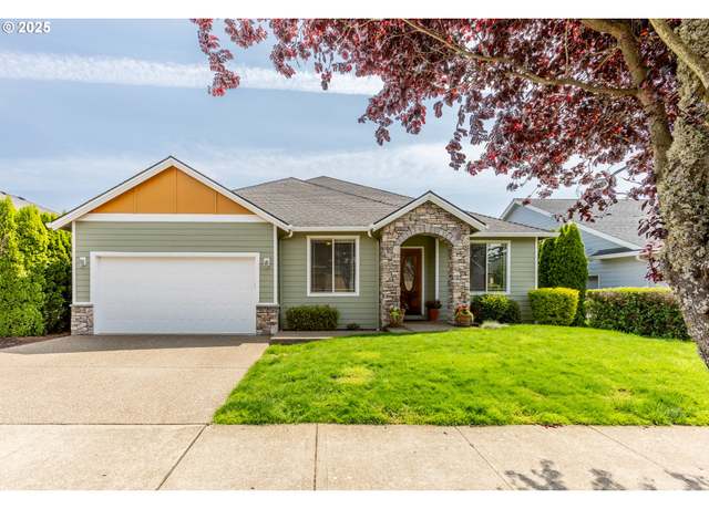 Property at 372 Eagle Feather St NW, Salem, OR 97304, 4 beds, 2 baths