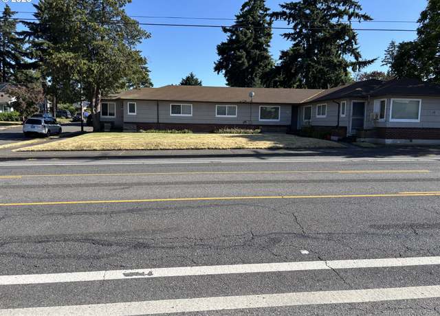 Property at 7424 NE Halsey St, Portland, OR 97213, 4 beds, 4 baths