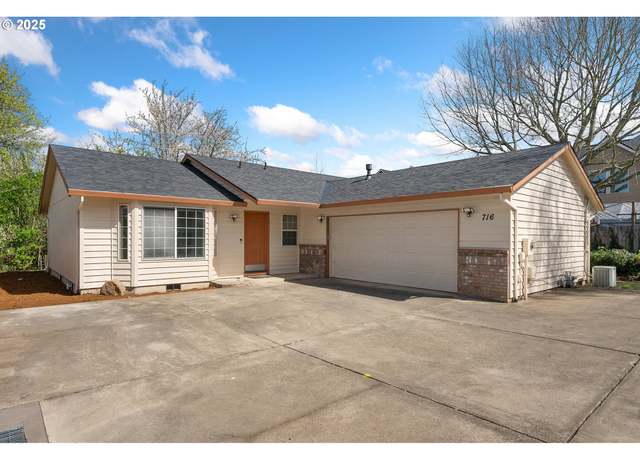 Property at 716 SE Century Blvd, Hillsboro, OR 97123, 3 beds, 2 baths