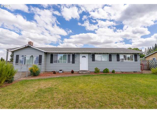 Property at 598 NE 46th Ave, Salem, OR 97301, 3 beds, 1 bath
