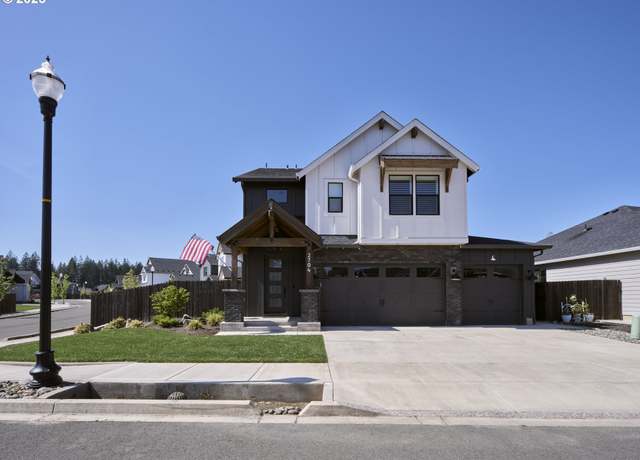 Property at 2704 SE 25th Ave, Battle Ground, WA 98604, 4 beds, 3 baths