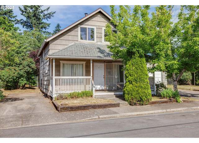 Property at 4245 SE 89th Ave, Portland, OR 97266, 3 beds, 2 baths