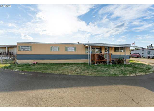 Property at 211 Berry Loop Ln, Roseburg, OR 97471, 2 beds, 1 bath