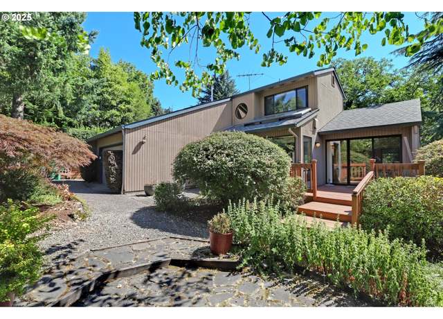 Property at 9140 SW 5th Ave, Portland, OR 97219, 3 beds, 2.5 baths