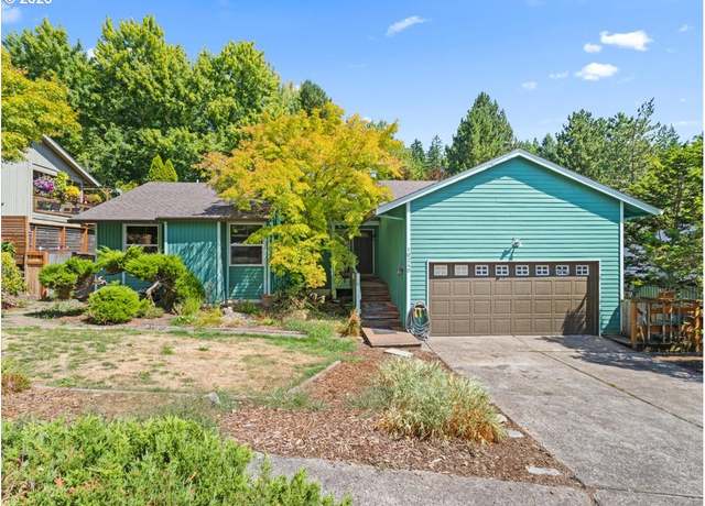 Property at 10240 SW 59th Pl, Portland, OR 97219, 5 beds, 2.5 baths