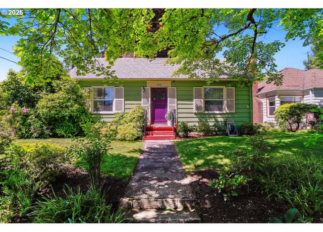 Property at 3229 SE 76th Ave, Portland, OR 97206, 4 beds, 1.5 baths